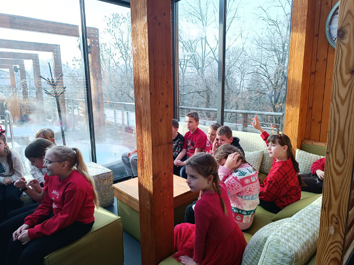 Dzieci podczas warsztatów